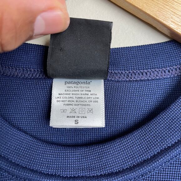 Patagonia Capilene made in USA Navy short sleeve t-shirt mens sz S - Picture 4 of 6